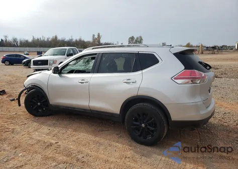 2015 Nissan Rogue S z USA, uszkodzony, nr VIN 5N1AT2ML3FC807613